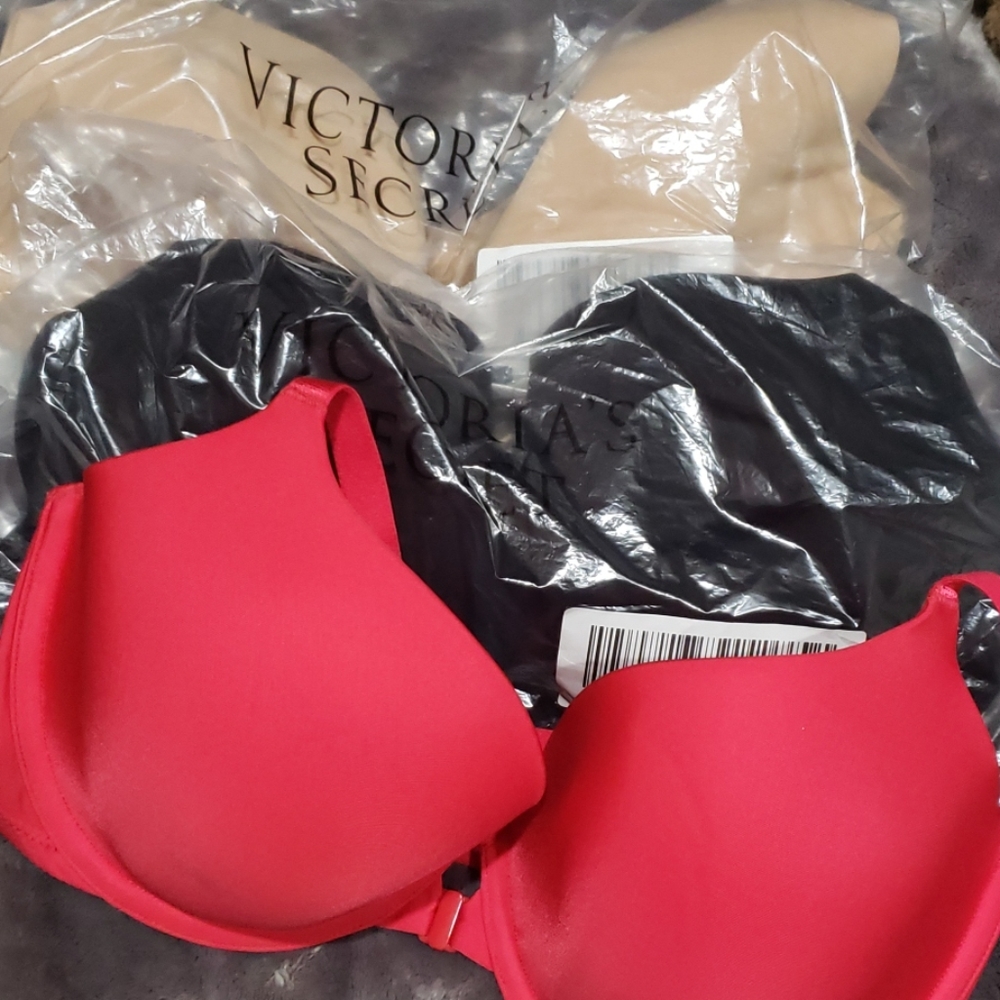 Victoria Secret bras